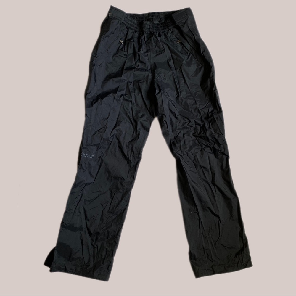 Marmot full zip rain pants - women’s size S short